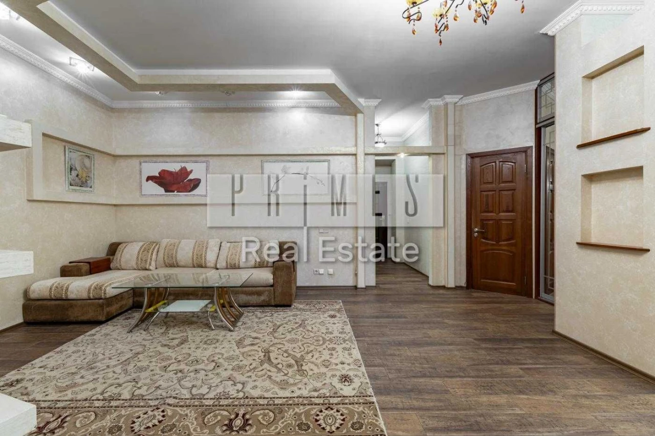 Срочная продажа 3-комнатной квартиры 85 кв.м. в ЖК "Митець" Печерск, ул. Ко