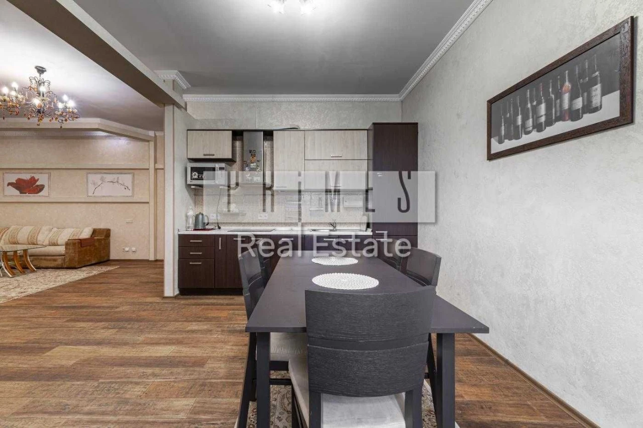 Срочная продажа 3-комнатной квартиры 85 кв.м. в ЖК "Митець" Печерск, ул. Ко