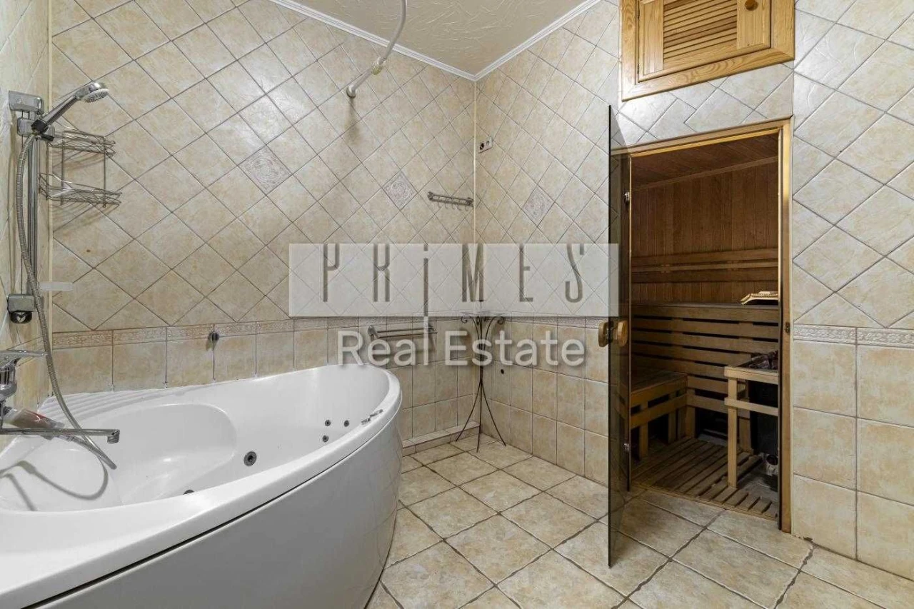 Срочная продажа 3-комнатной квартиры 85 кв.м. в ЖК "Митець" Печерск, ул. Ко