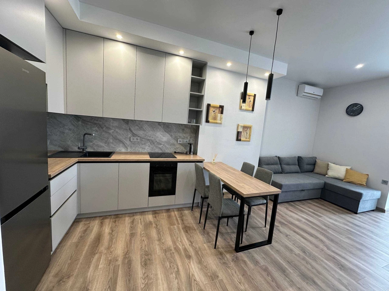 Однокімнатна квартира 60 м² в Одесі, ЖК "Аквамарин", нова квартира