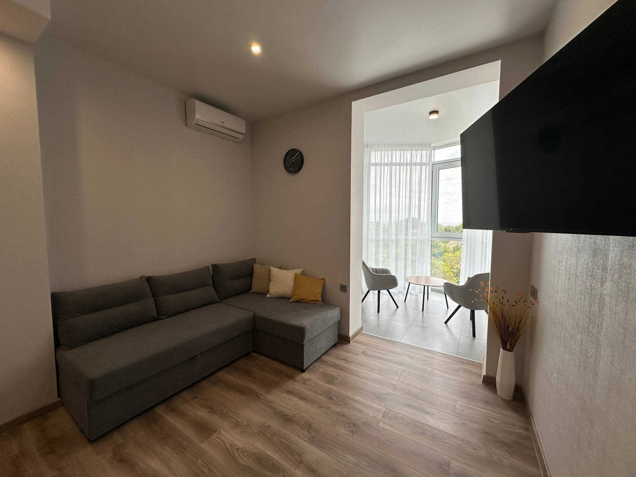 Однокімнатна квартира 60 м² в Одесі, ЖК "Аквамарин", нова квартира