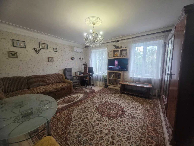 For Sale: 2-Story House on Slobidka!