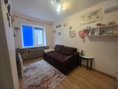 For Sale: 2-Story House on Slobidka!