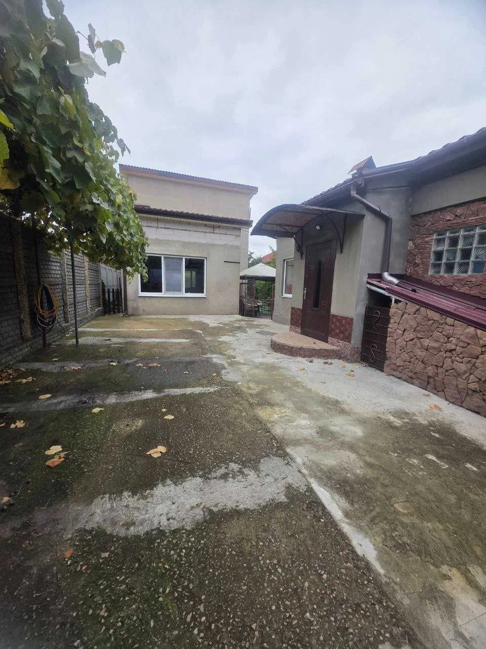 For Sale: 2-Story House on Slobidka!