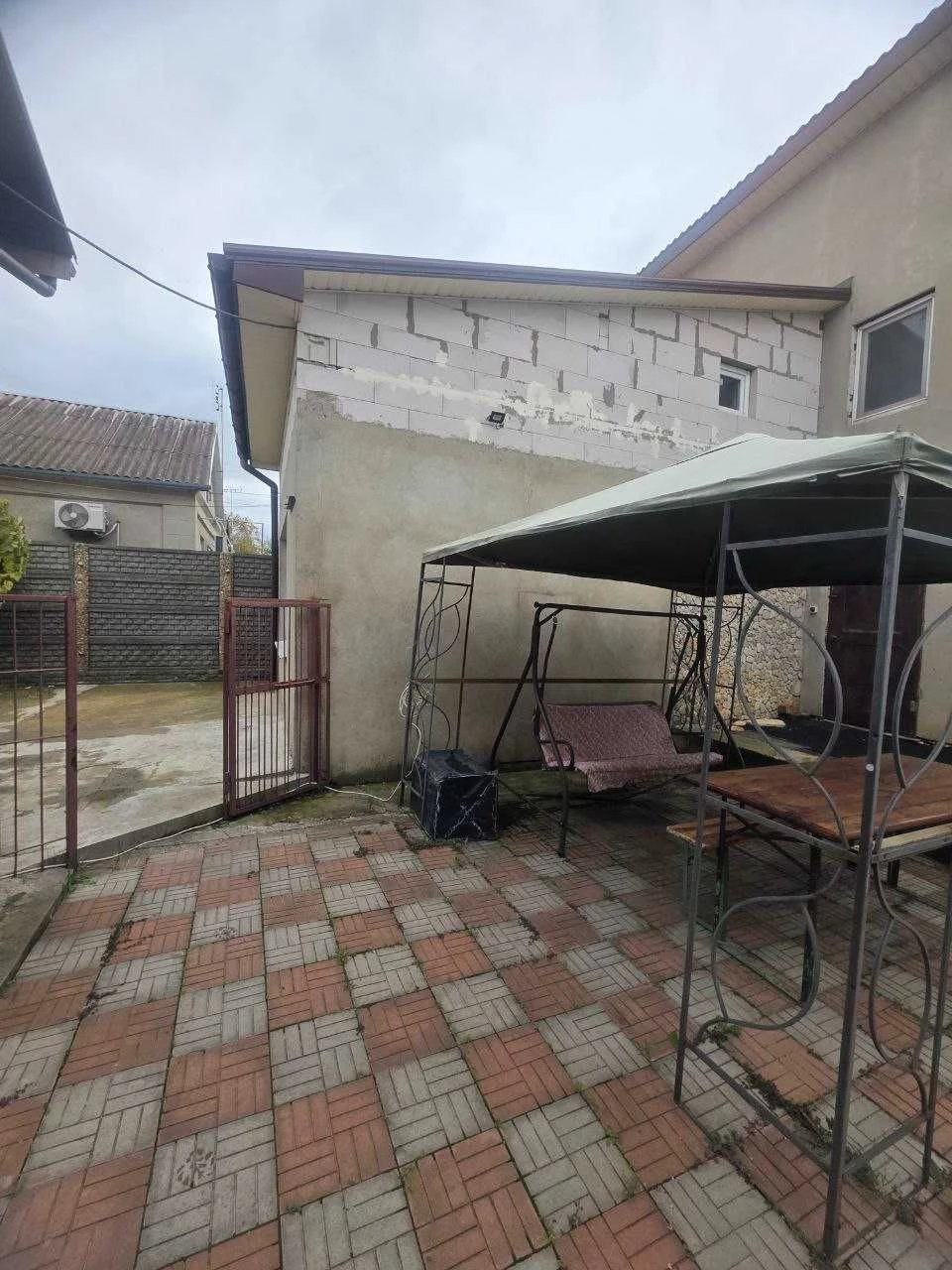 For Sale: 2-Story House on Slobidka!
