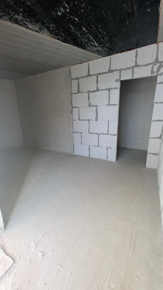 Sale of a 2-room apartment, in a raw state! Ready for renovation!
