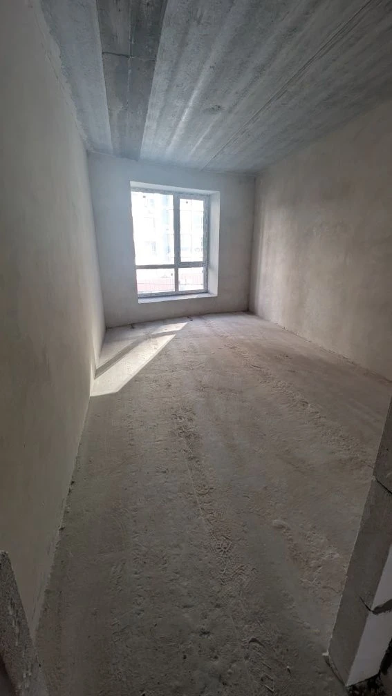 Sale of a 2-room apartment, in a raw state! Ready for renovation!