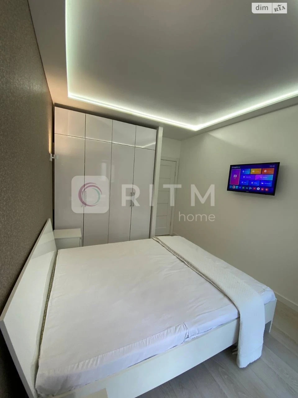 Long-Term Rental - Apartment