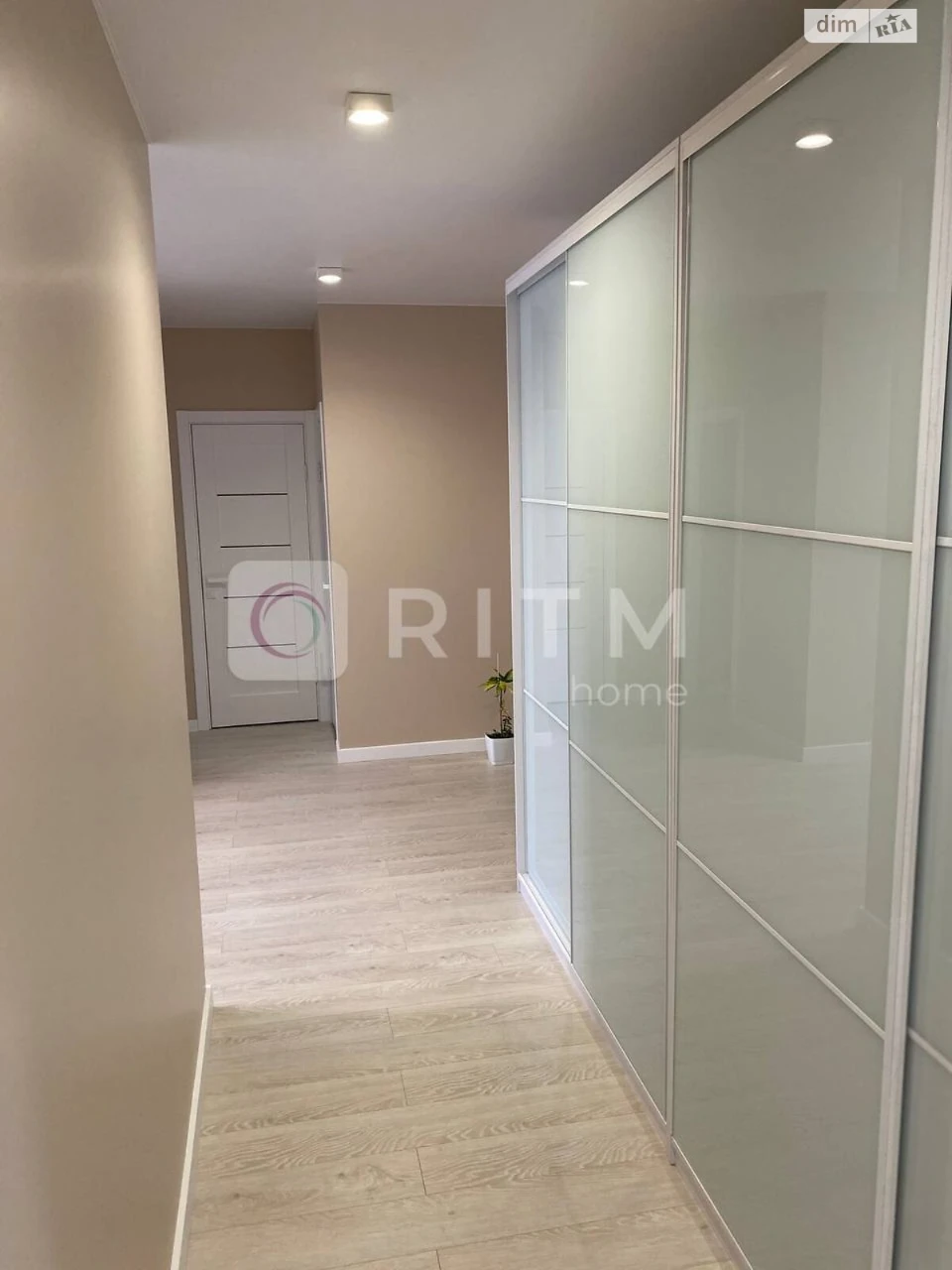 Long-Term Rental - Apartment