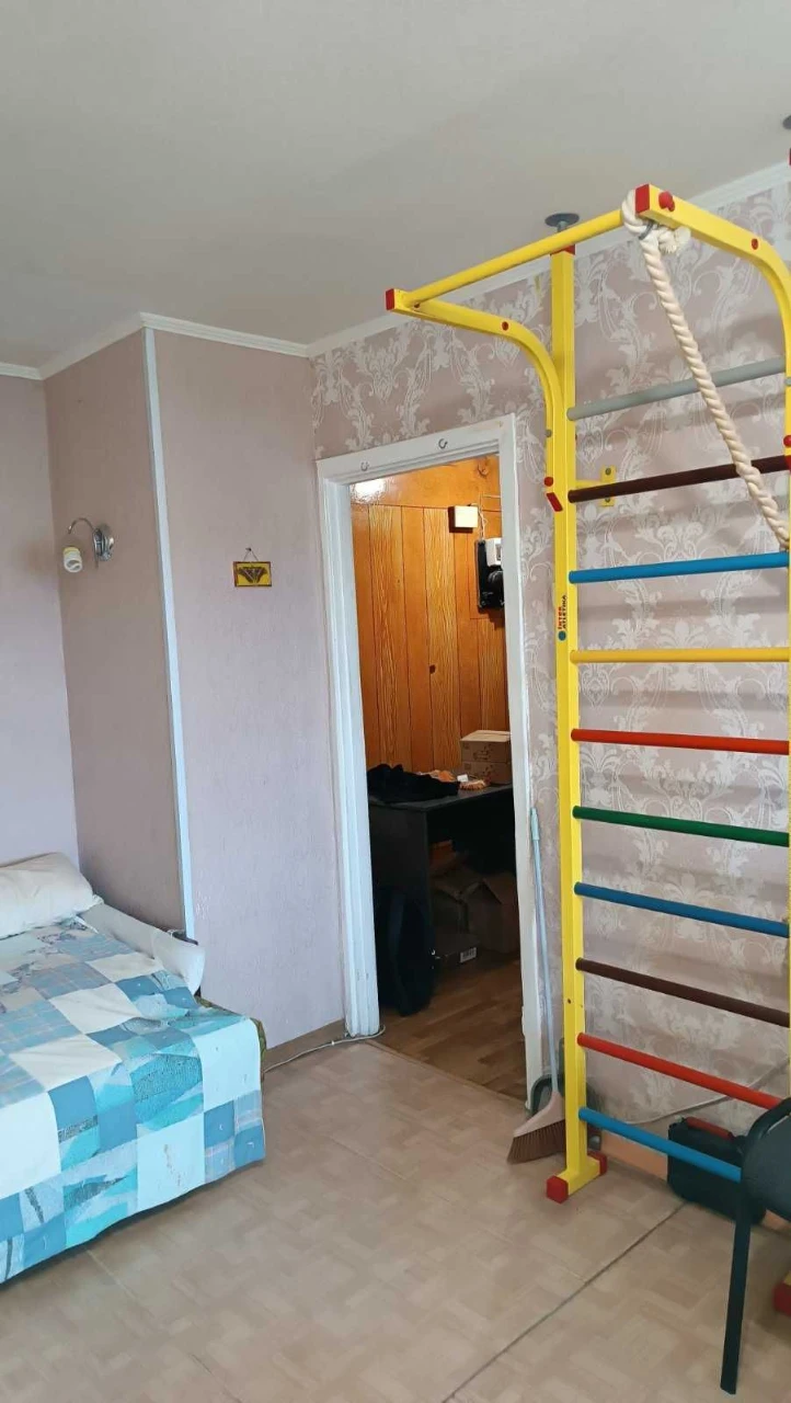 1-room cozy apartment in the Dnipro district with renovation