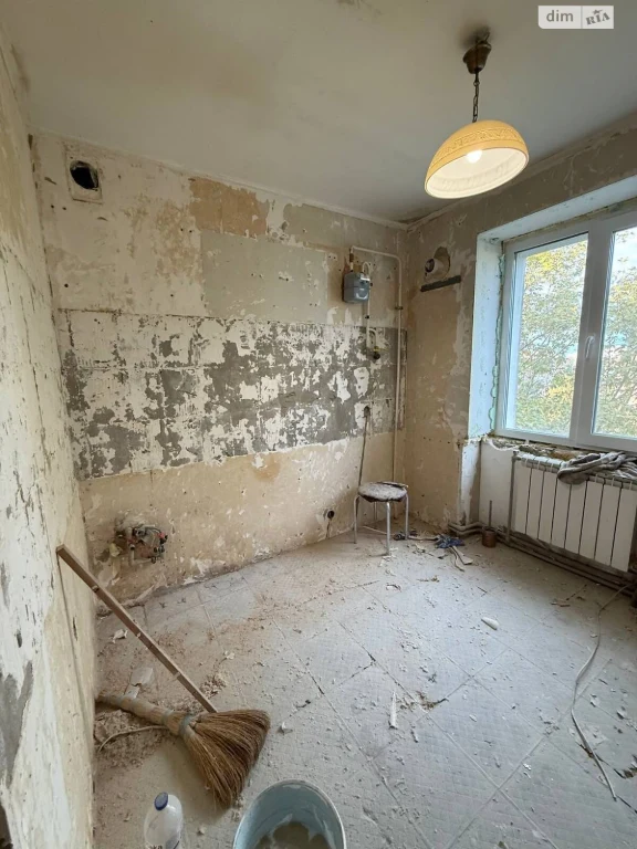 Apartment for Sale in Inhuls'kyi