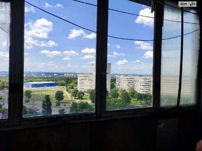 Продаж Квартира 624-ий мікрорайон