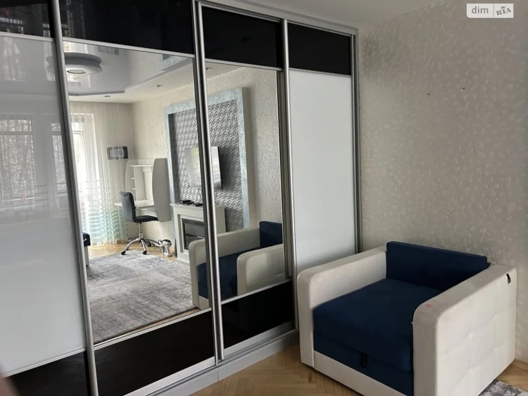 Long-Term Rental Apartment, Lychakiv