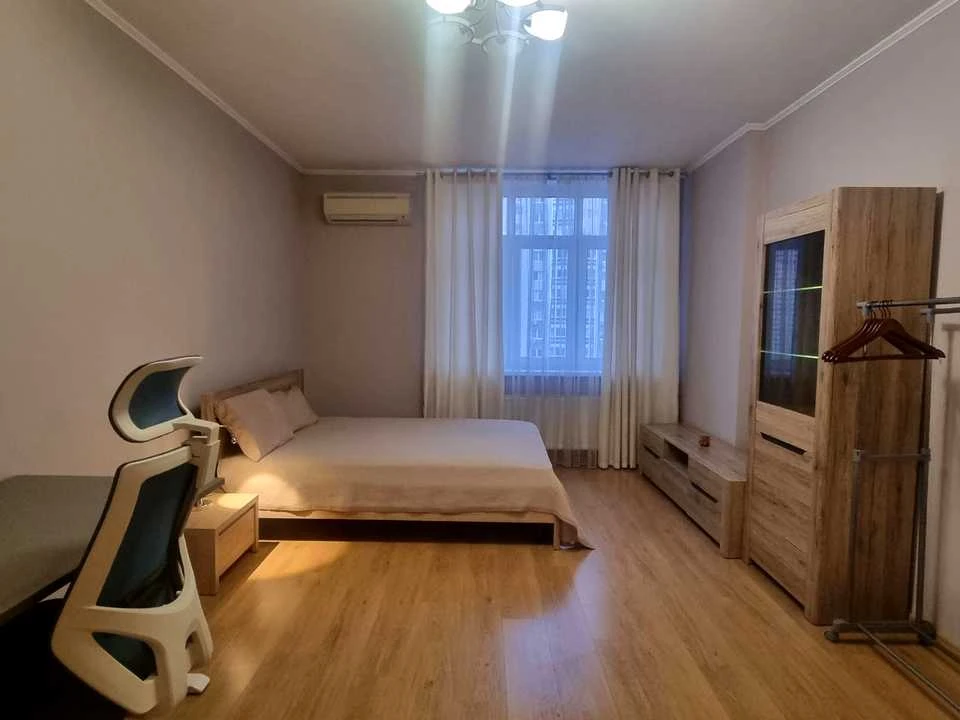 Apartment. Elizabeth Chvydar Street, Kyiv
