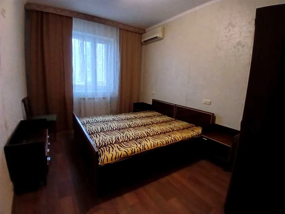 Квартира. Киев, улица Братства Тарасівців