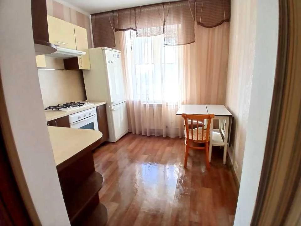 Квартира. Киев, улица Братства Тарасівців