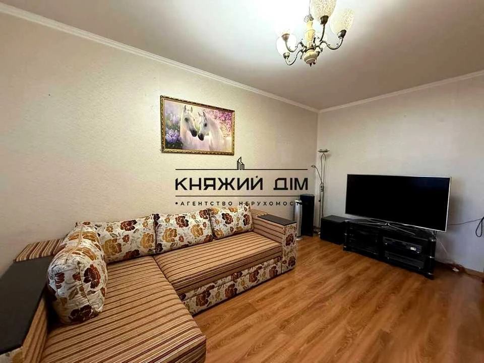 Apartment. Petro Grygorenko Prospect, Kyiv