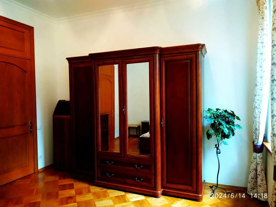 Apartment. Antonov Avenue, Kyiv