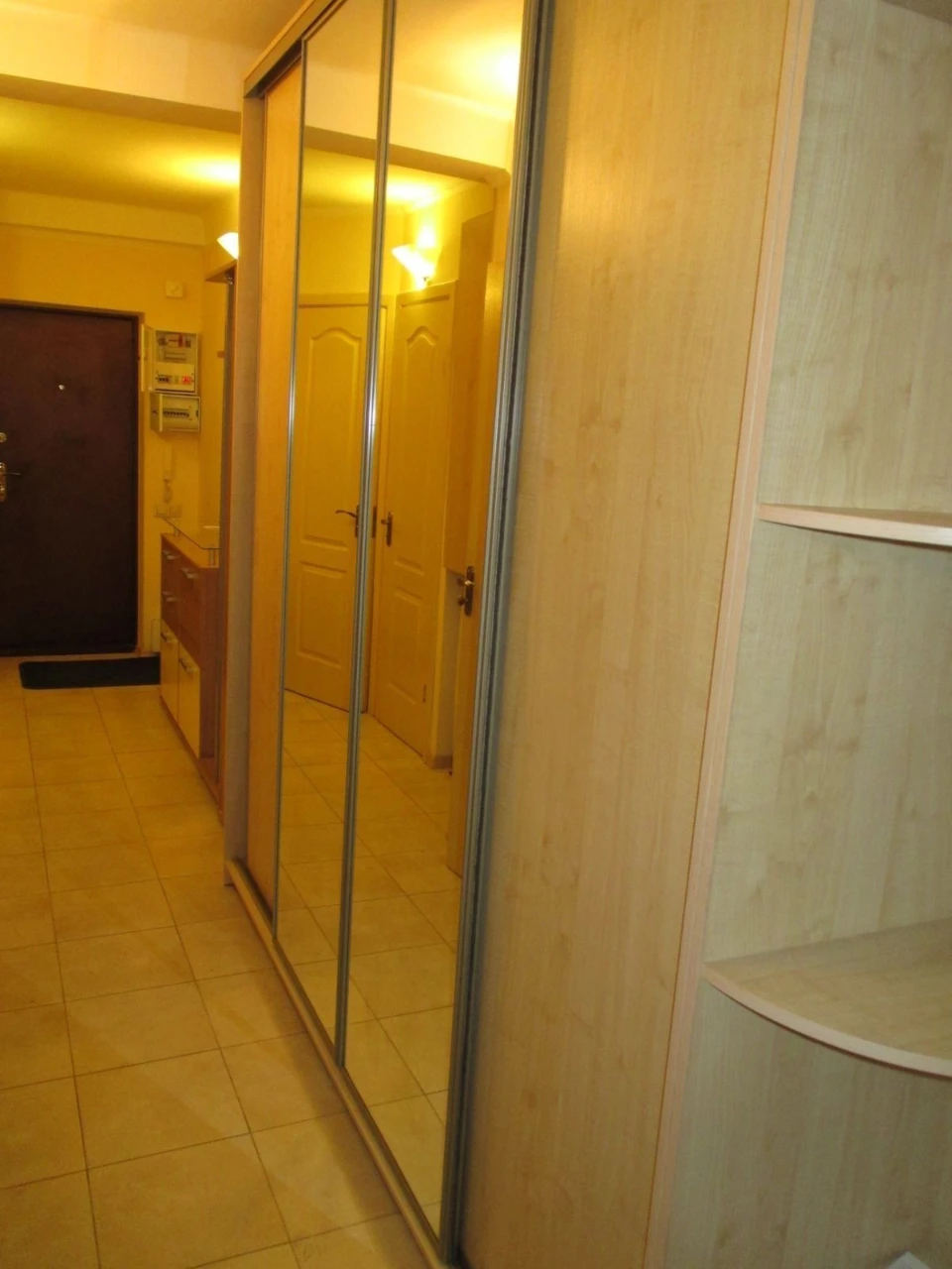 Spacious 2-bedroom apartment for rent on Raisa Okipna Street