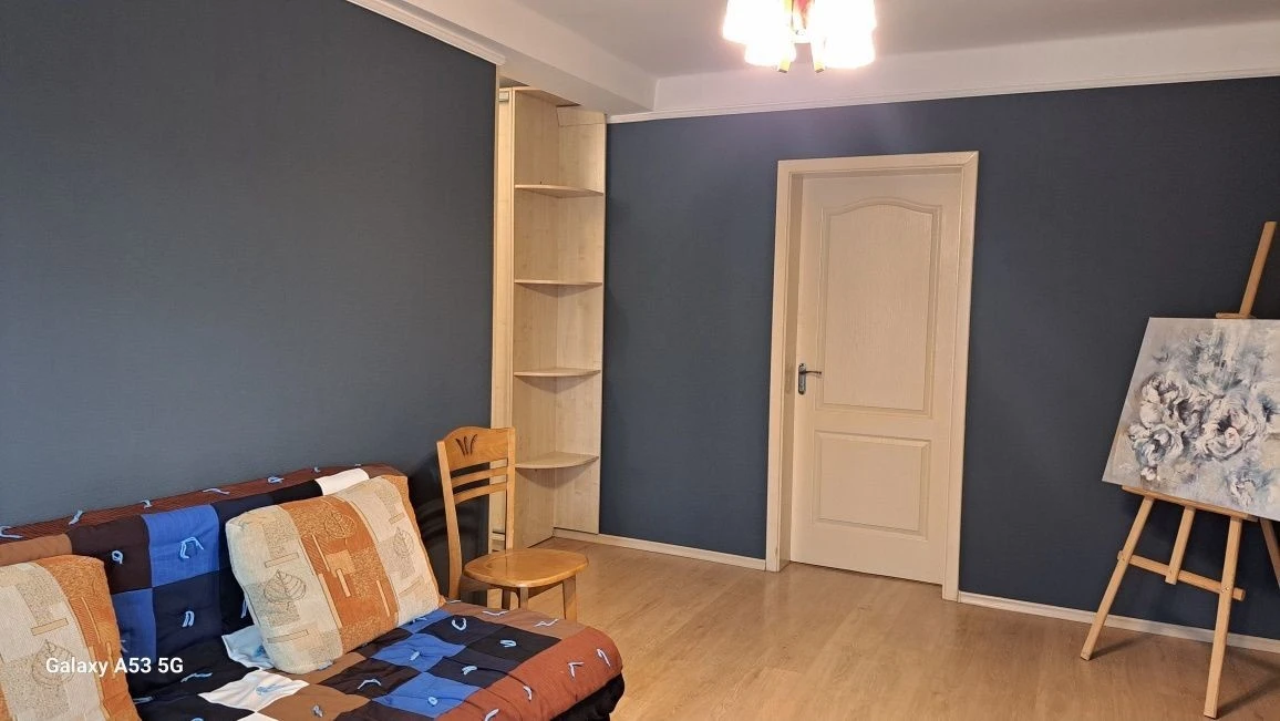 Spacious 2-bedroom apartment for rent on Raisa Okipna Street