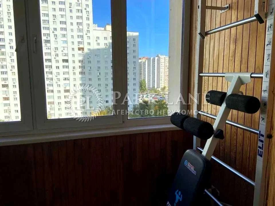 Квартира. Киев, улица Олени Пчилки