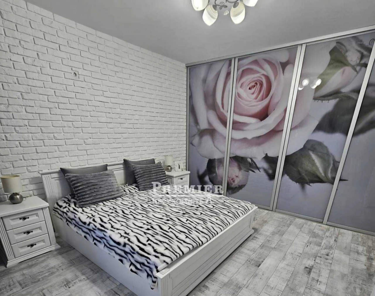 3-кімнатна квартира, 75 кв.м, капітальний ремонт. Кримський