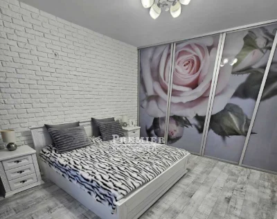 3-кімнатна квартира, 75 кв.м, капітальний ремонт. Кримський