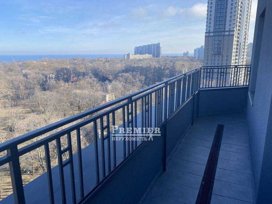 Квартира на проспекте Шевченка. Вид на парк