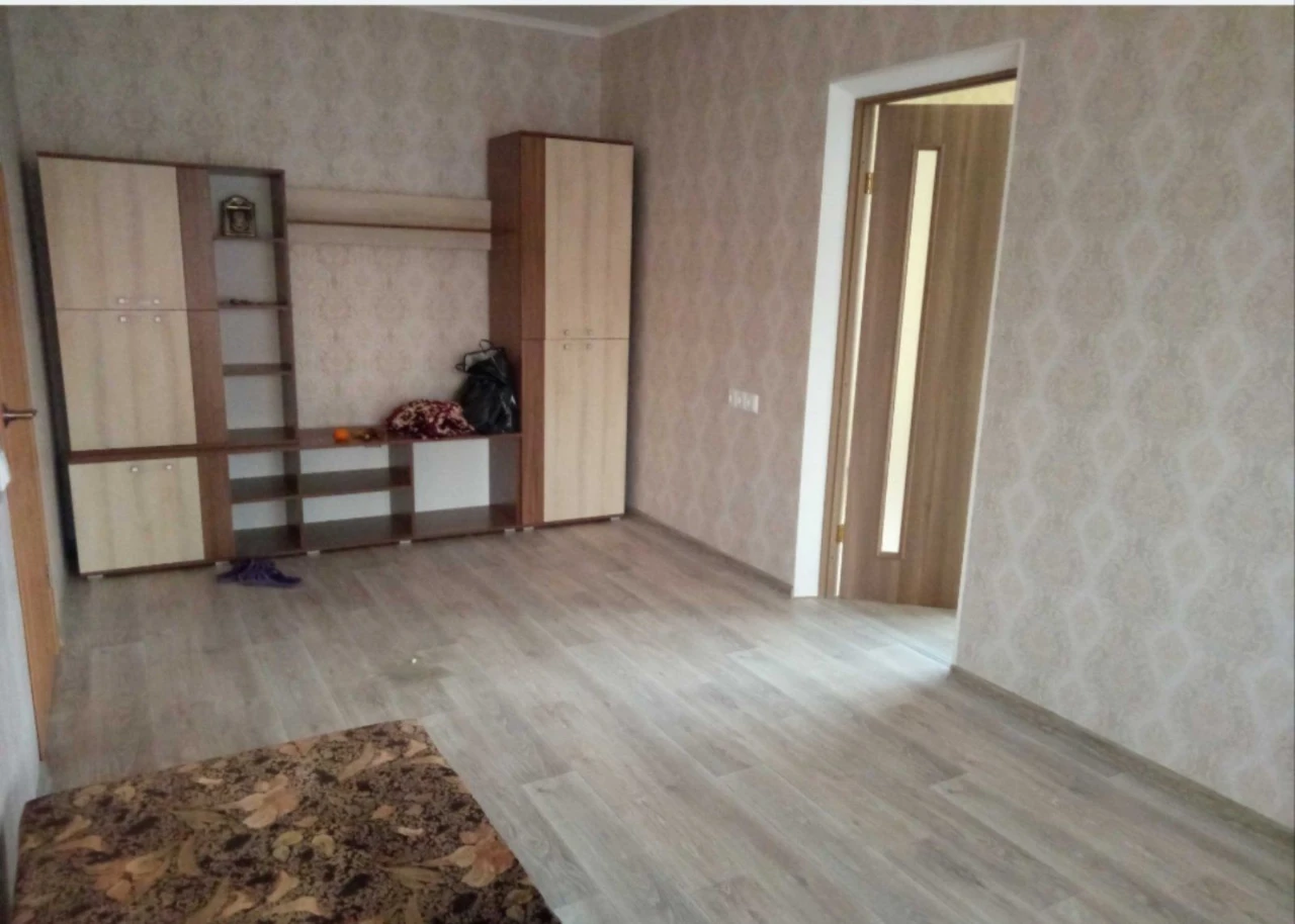 Срочно!2х комн квартира,с ремонтом на Слободке