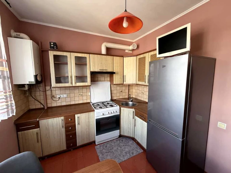 Apartment. Ivano-Frankivsk, Fedkovych St.