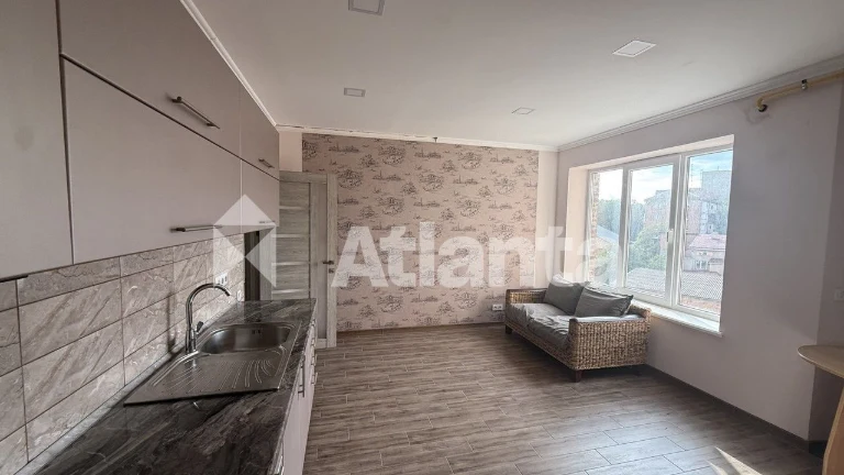 1 room apartment in new building, Chkalova street