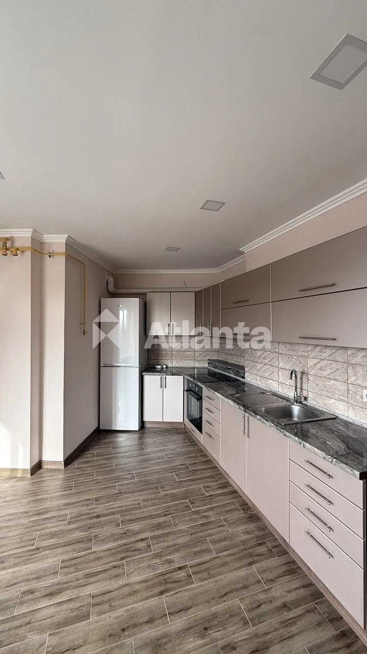 1 room apartment in new building, Chkalova street