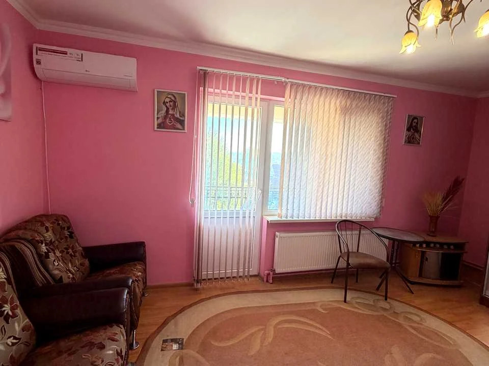Будинок. Чернівці, 2-й Луковецький пров.