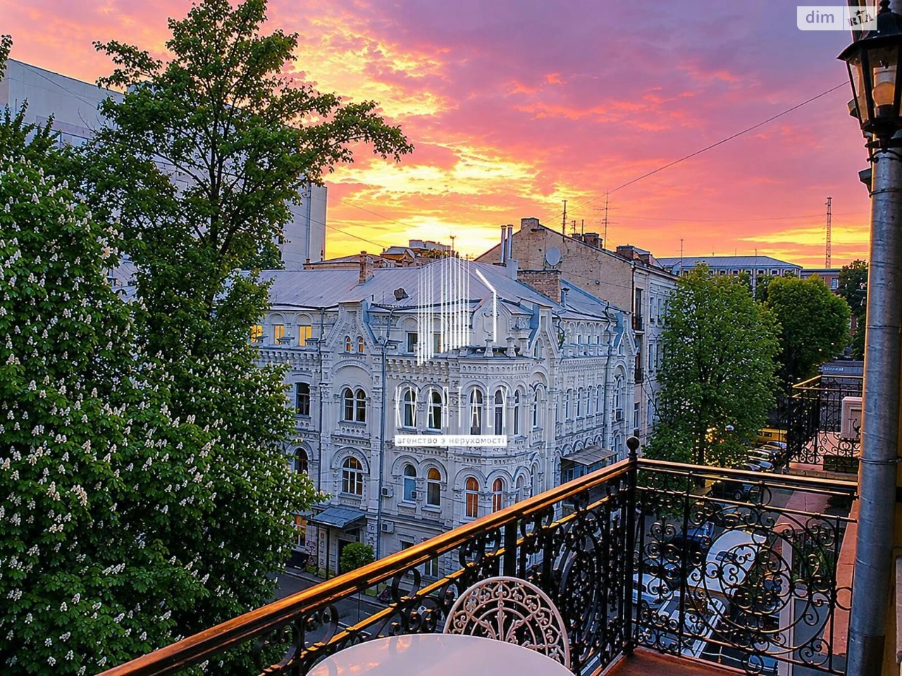 Long-Term Rental Apartment, Old Kyiv