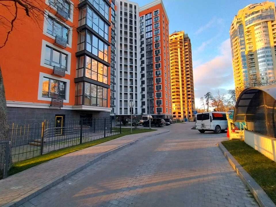 Квартира. Київ, Живописна вул.