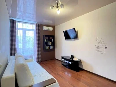 Rent 1-bedroom apartment, 38 m² on the 3rd floor.