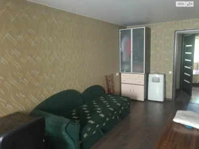 Long-Term Rental Apartment, Perevyha-1