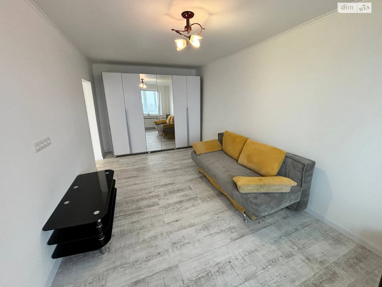 Long-Term Rental Apartment Перемога-6
