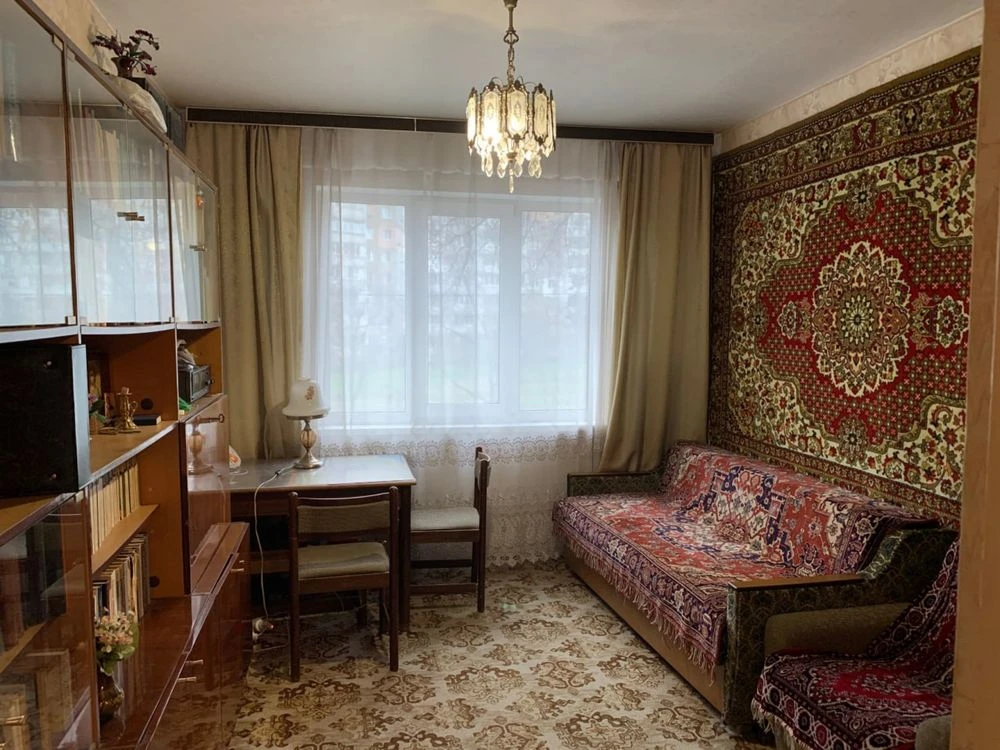 Продам квартиру Маяковського 15В пр. Червоної калини 73м Тро