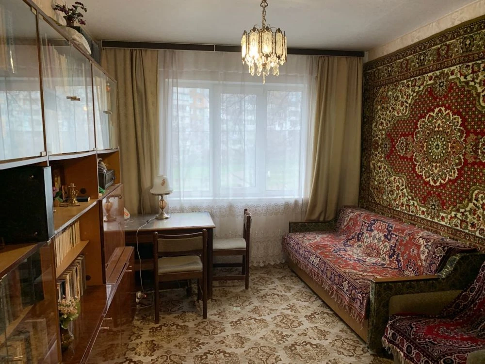 Продам квартиру Маяковського 15В пр. Червоної калини 73м Тро