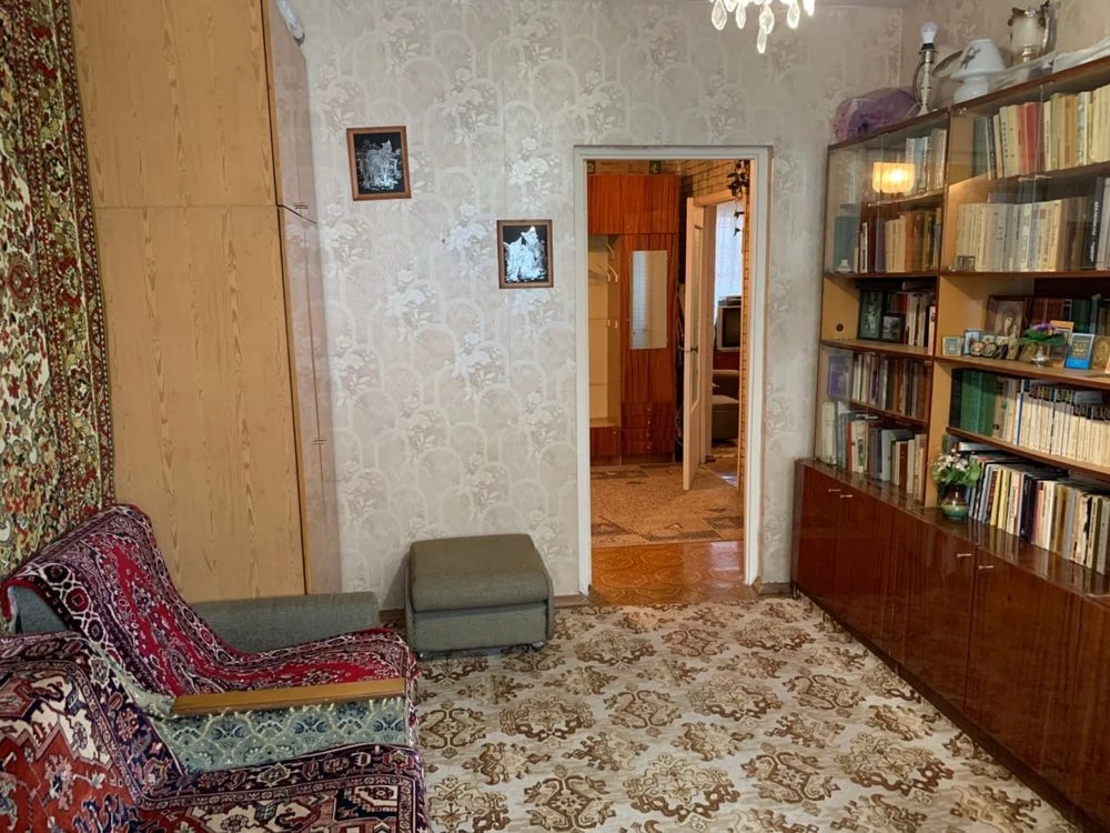 Продам квартиру Маяковського 15В пр. Червоної калини 73м Тро