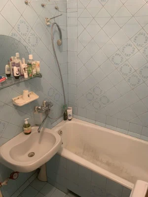 Продам квартиру Маяковського 15В пр. Червоної калини 73м Тро