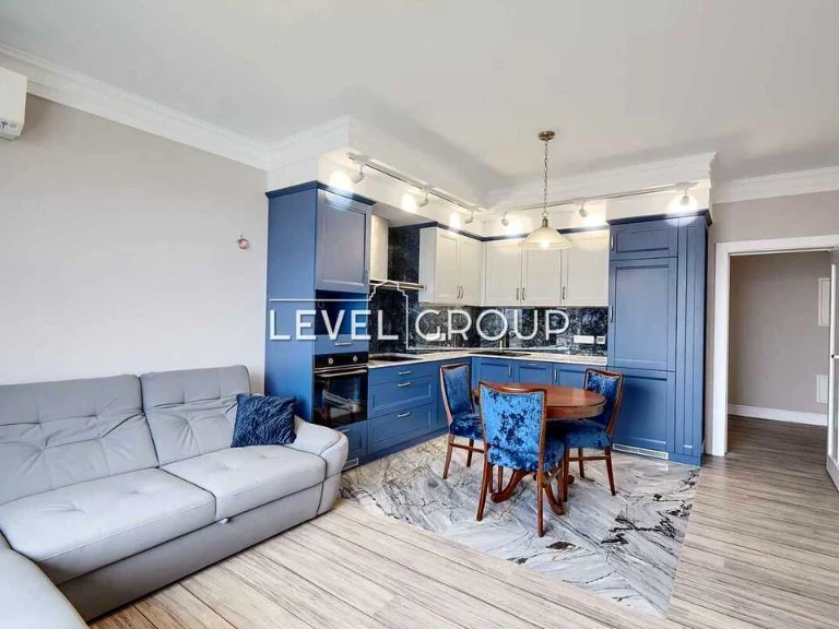 Квартира. Київ, Оболонський просп.