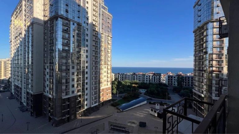 Продаж 2-кімнатної квартири 130м² з прямим видом на море ЖК 8 Перлина