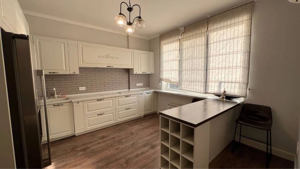 Продаж 2-кімнатної квартири 130м² з прямим видом на море ЖК 8 Перлина