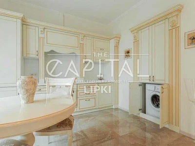 Apartment. Andriy Verkholyad Street, Kyiv.