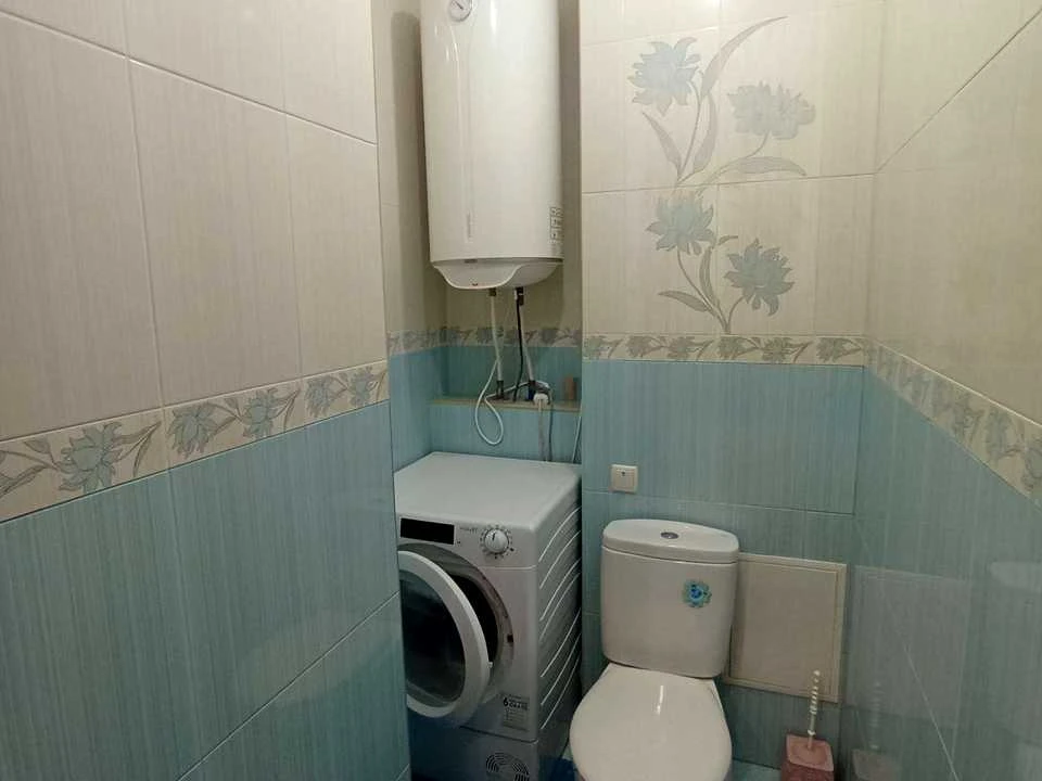 Apartment. Kyiv, Kharkiv Street