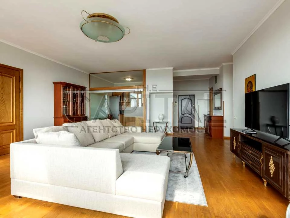 Apartment. Klovsky Uzviz, Kyiv