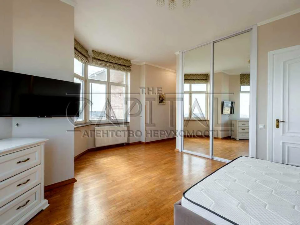 Apartment. Klovsky Uzviz, Kyiv