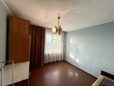 Selling a two-bedroom apartment on Bavaria Avenue, Dzyuba Avenue.